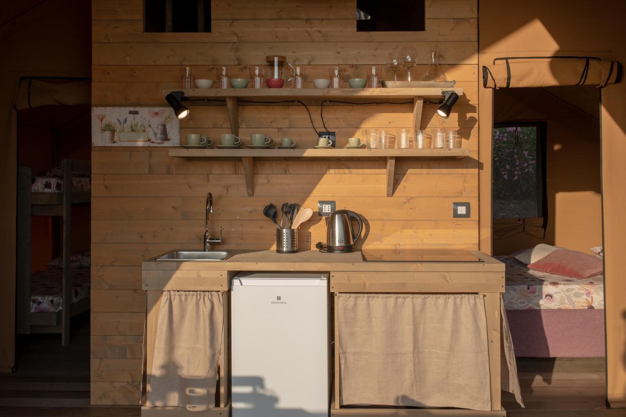 Glamping Debbiare Otel Riparbella Dış mekan fotoğraf