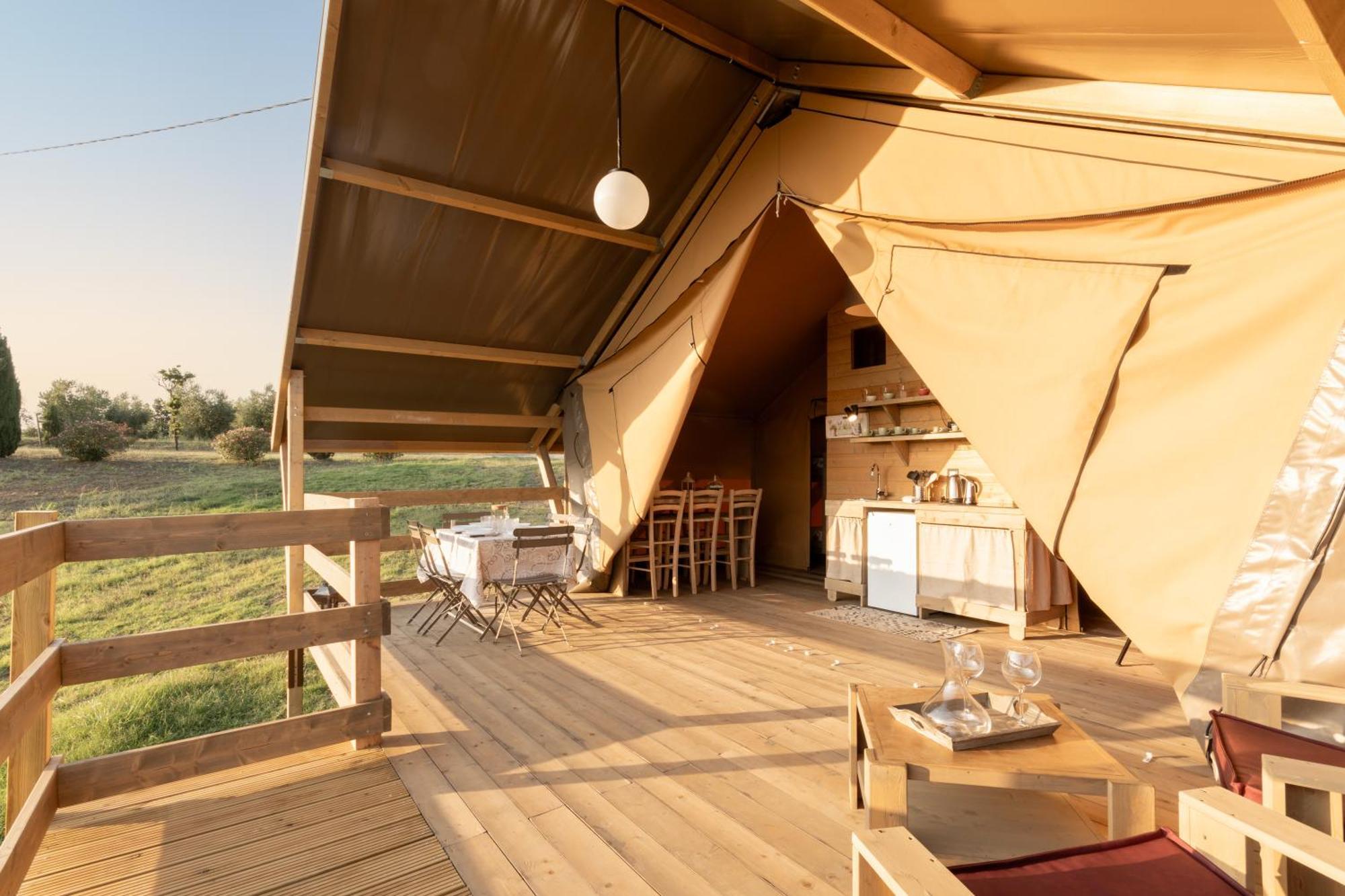 Glamping Debbiare Otel Riparbella Dış mekan fotoğraf